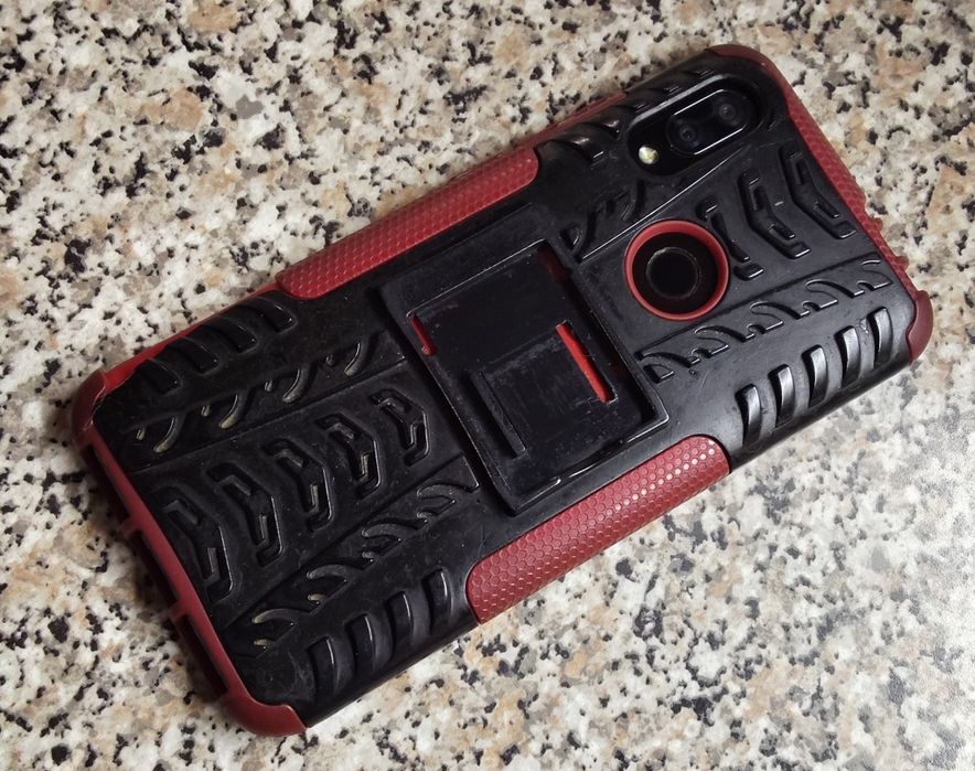 Мобильный телефон  Redmi 7 - 3/32