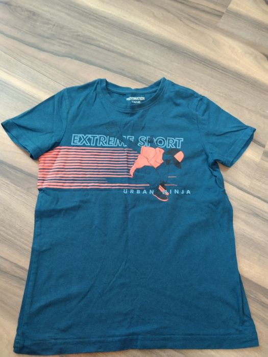 Bluzka dla chłopca. Rozmiar 134/140.