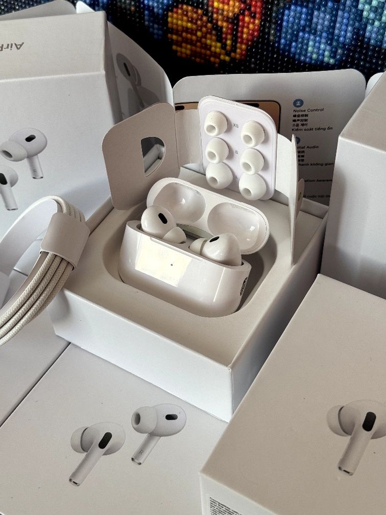 Бездротові навушники Apple AirPods Pro 2