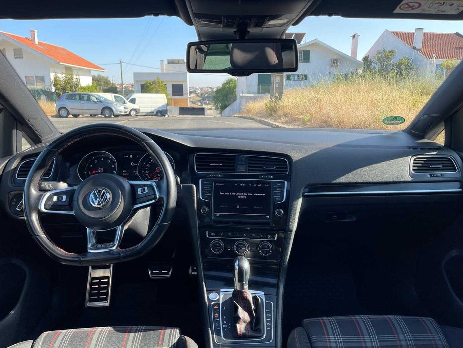 VW GOLF 7 GTI DSG Perfomance