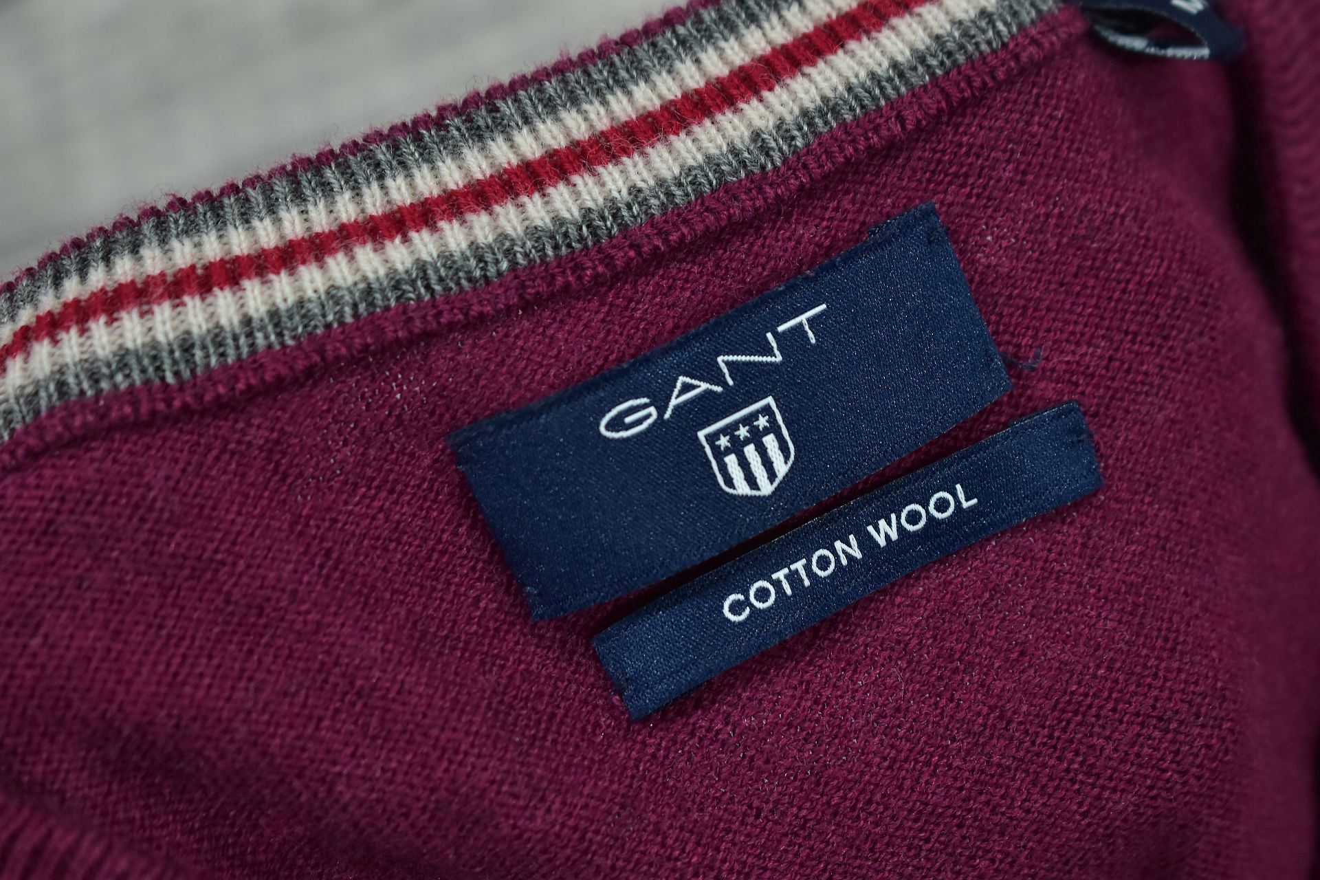 GANT Cotton Wool Sweter Męski V-Neck / M