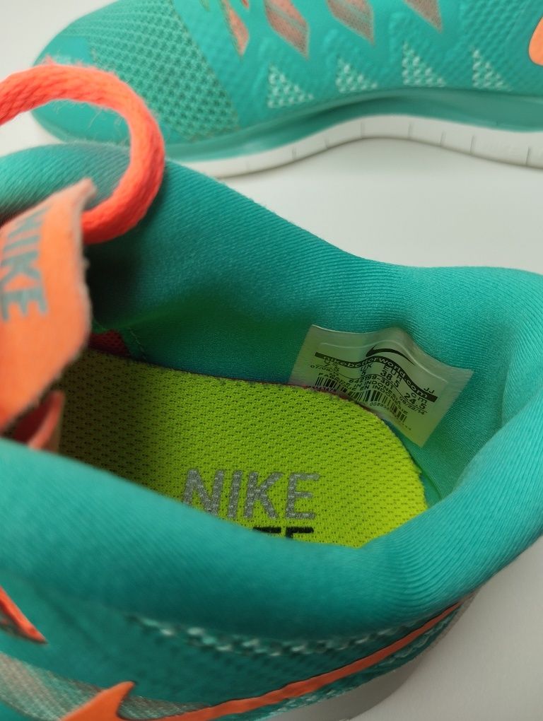 Оригінальні жіночі кросівки Nike Free Run 5.0 37-38 для бігу