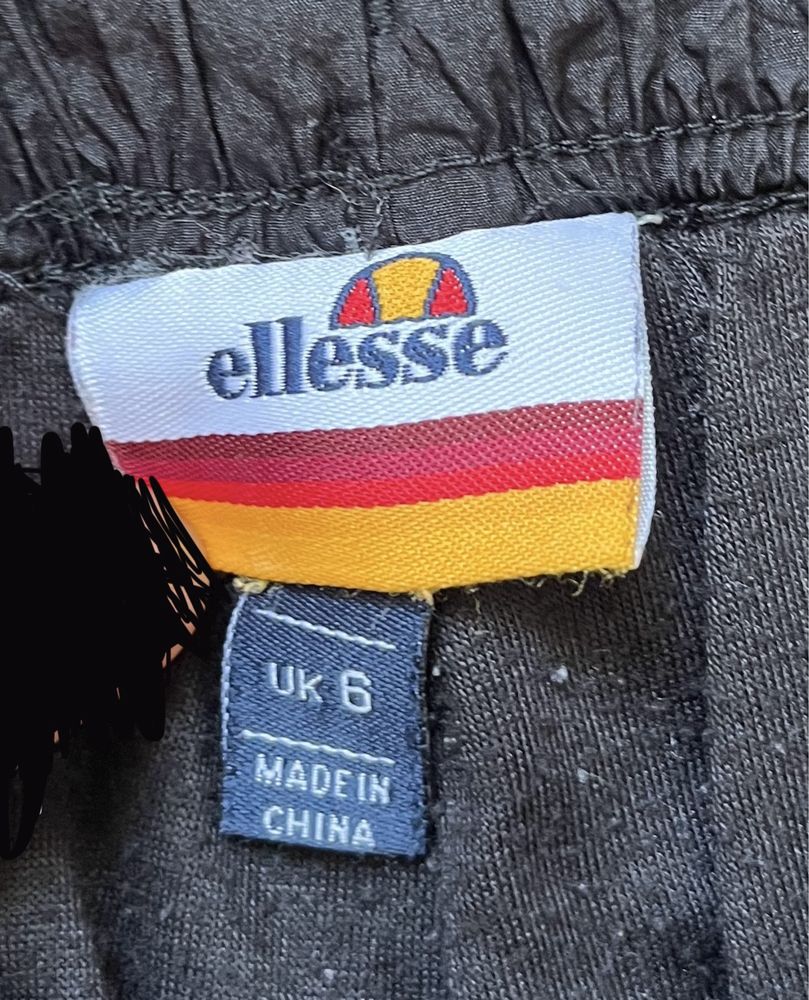 Нейлонові штани Ellesse на лампасах карго спортивні