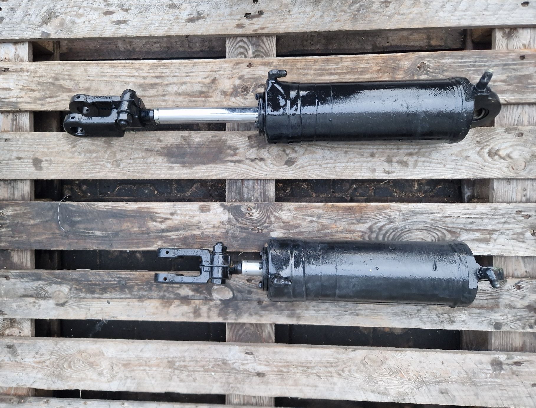 Siłownik hydrauliczny wychyłu masztu Clark C500-Y50