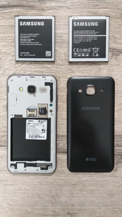 Продам телефон Самсунг J5 (Samsung Galaxy J5 SM-J500H/DS Black)