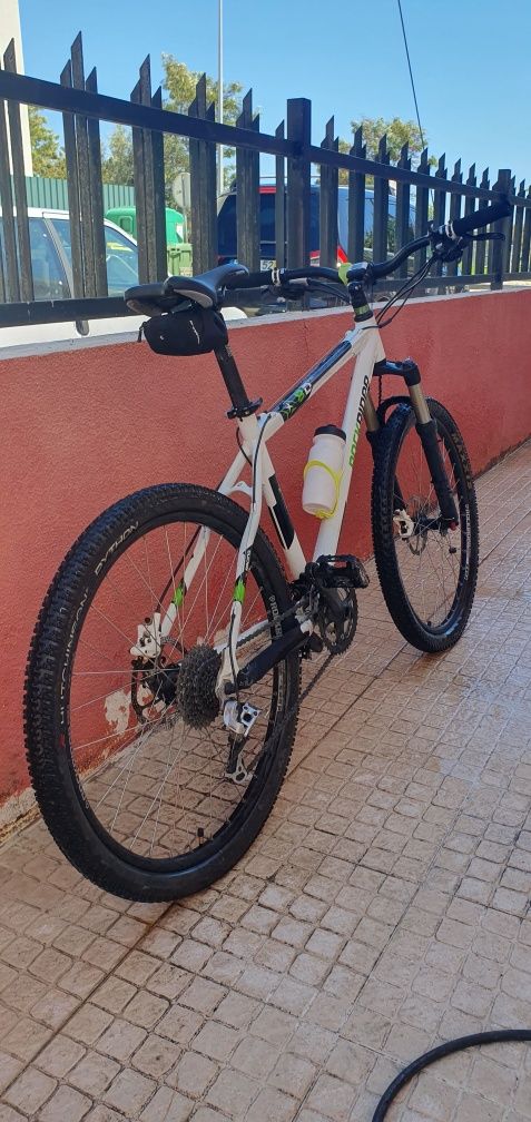 Bicicleta btt Rockrider 8.0