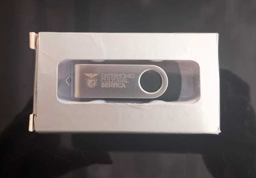 Pen USB SL Benfica nunca usada