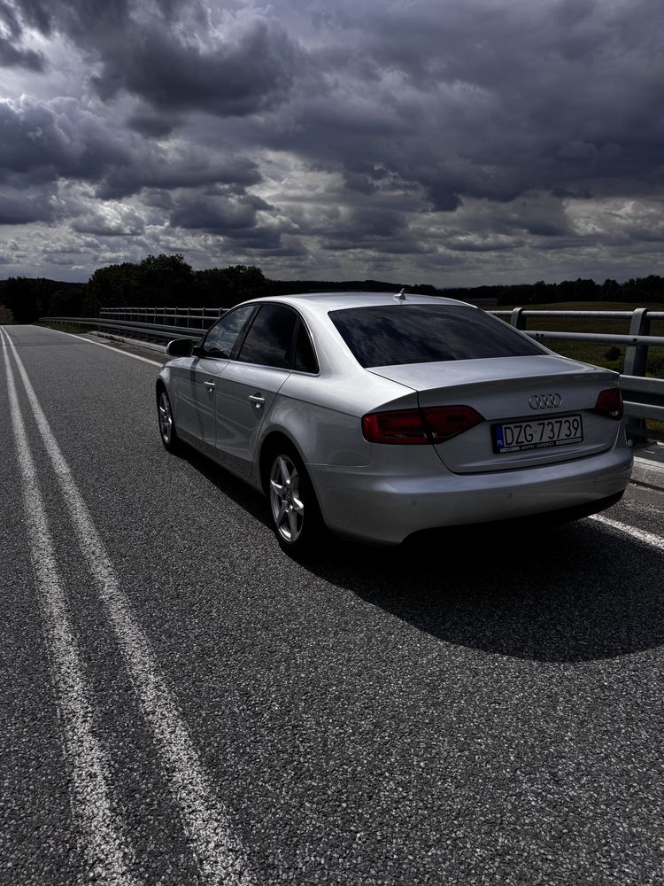 Audi A4 B8 2009r