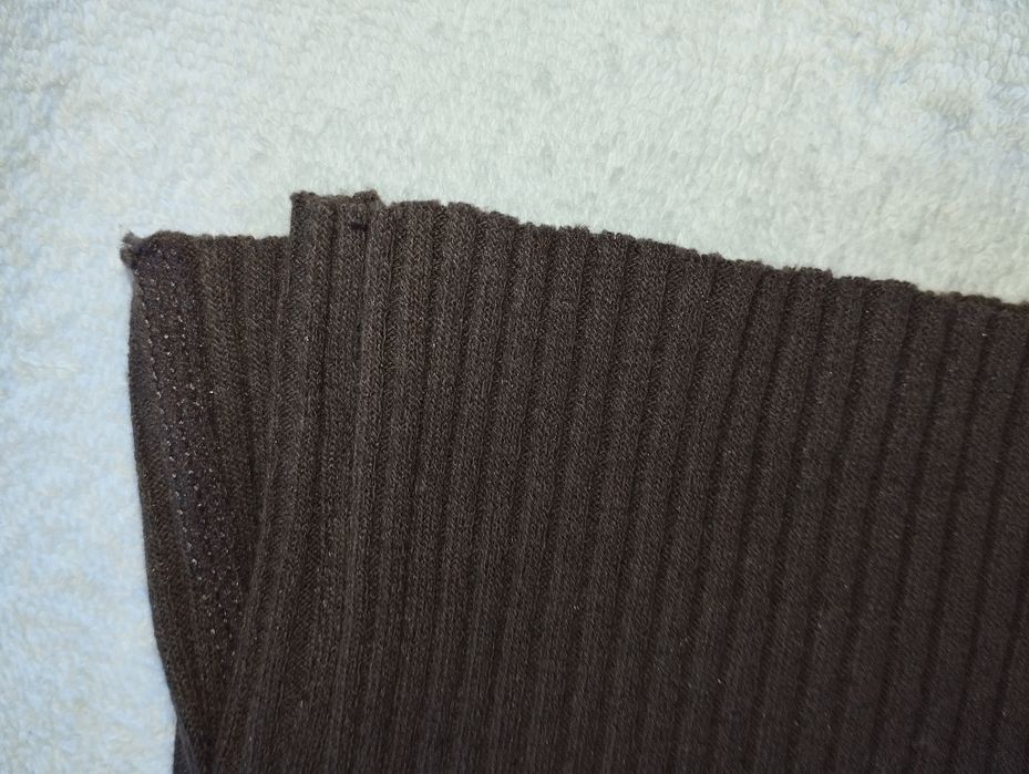 Brązowe prążkowane spodnie H&M L – wygoda i styl na co dzień!