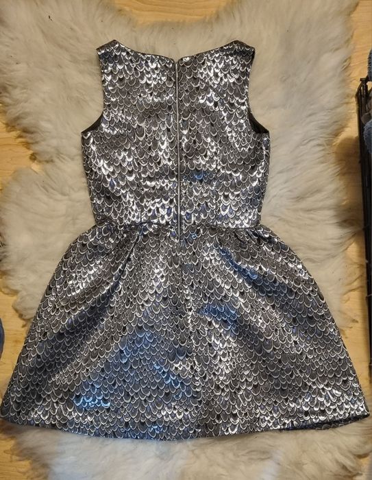 Sukienka firmy Reserved rozmiar S