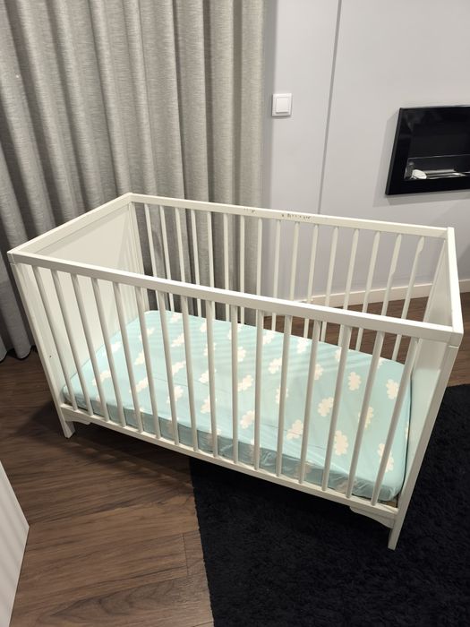 Berço bebé  IKEA