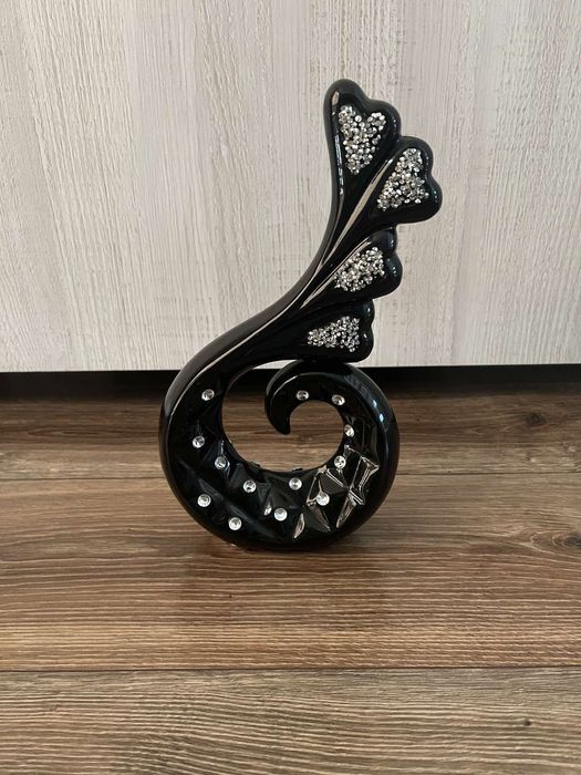 Home and you piękna figurka glamour