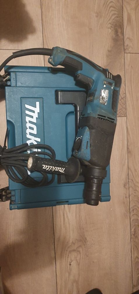 Makita HR2631FT młotowiertarka sds plus