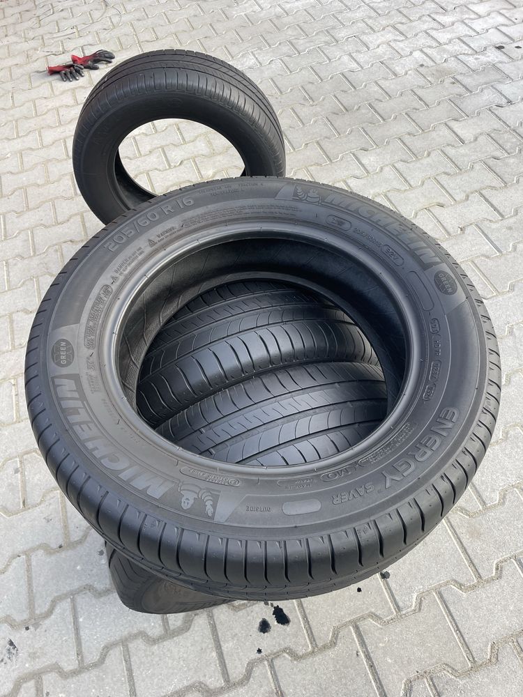 Колеса/резина/гума 205/60R16 Michelin