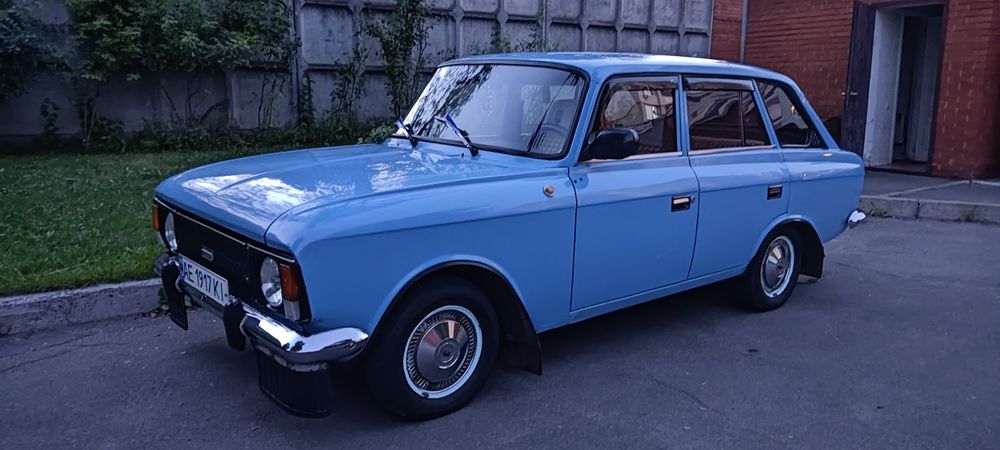 Москвич ИЖ комби 2725