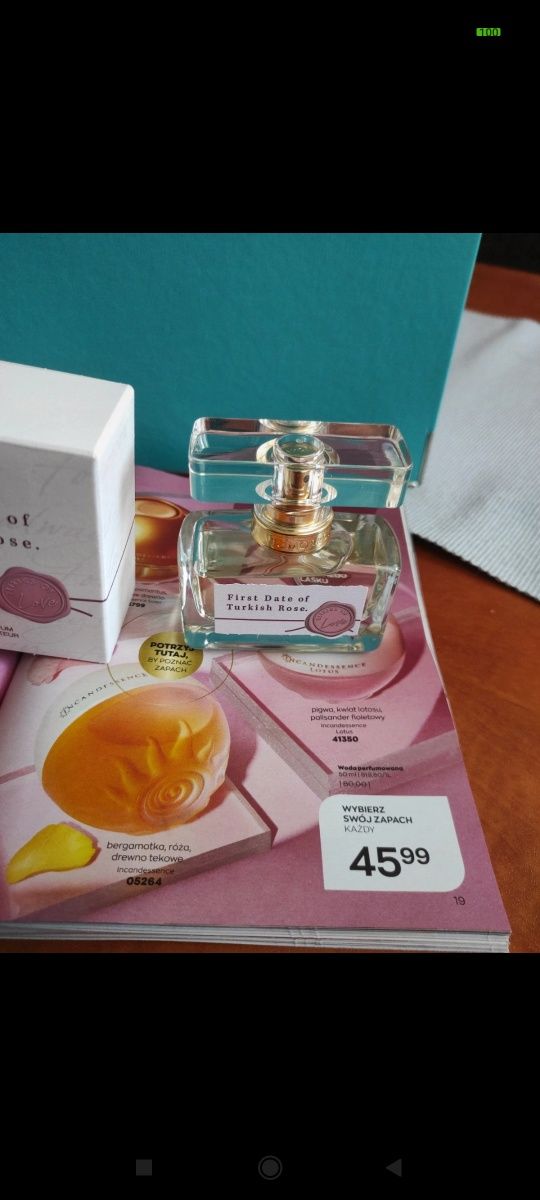 Woda    perfumowana   avon