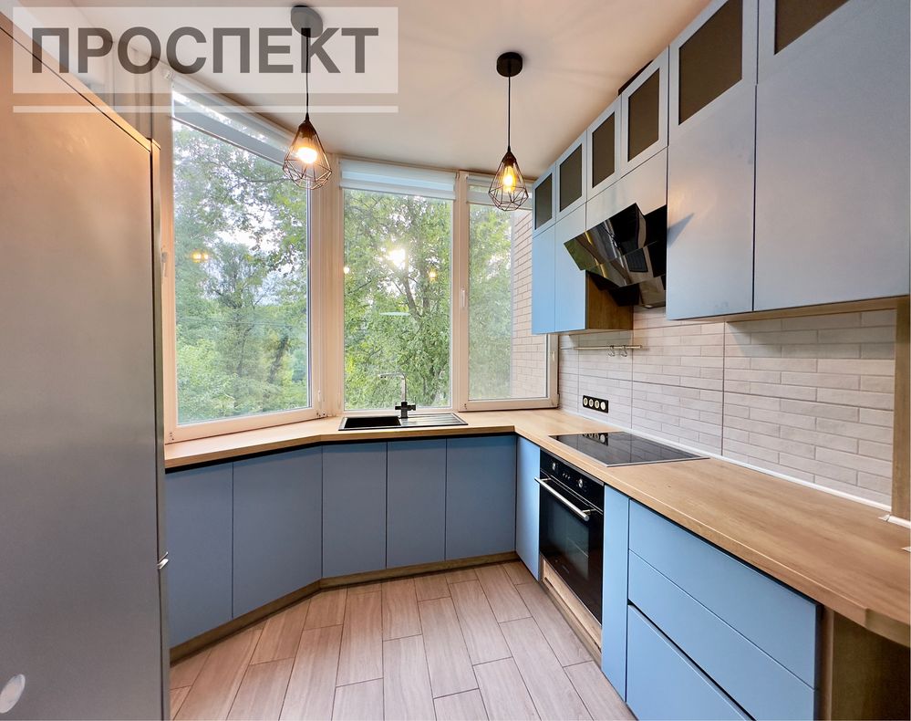 Продам 1 кімн. квартиру вул. Харківська ( ЖК « Зарічний). Вид на річку