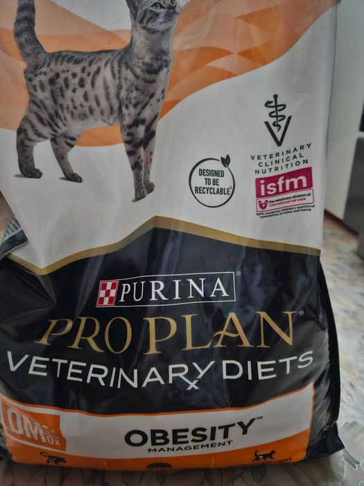 Корм для котів зайвою вагою PURINA Veterinary Diets Obesity Management
