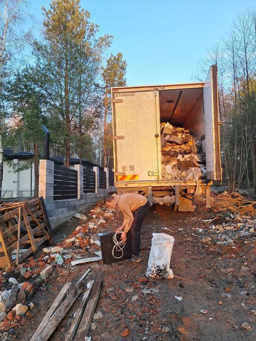 Вивіз сміття ЗА ГОДИНУ листя, доставка землі послуги спецтехніки Львів