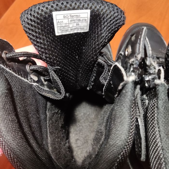 Зимове взуття. Стильні чоботи. 39р. B.G.