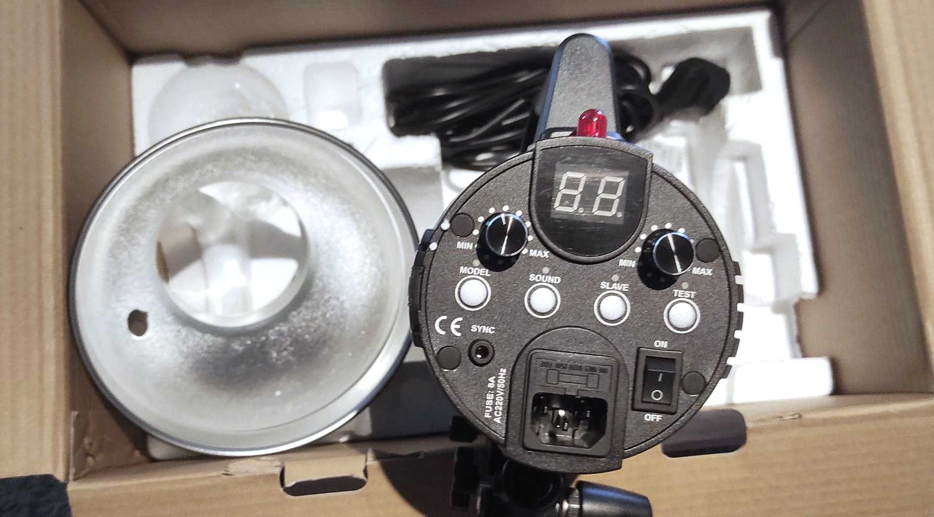 Cabeça flash fixo Quadralite Move  300w