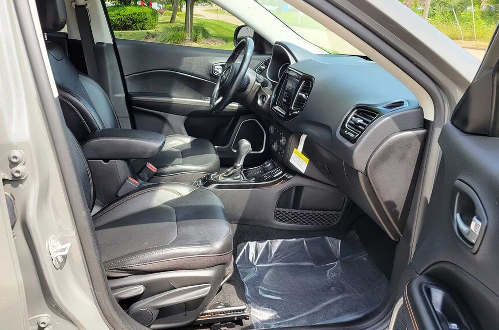 Jeep Compass      2020