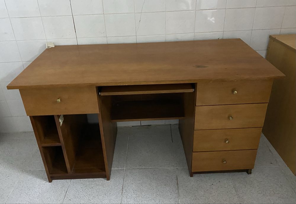 Movel secretaria para computador e informática
