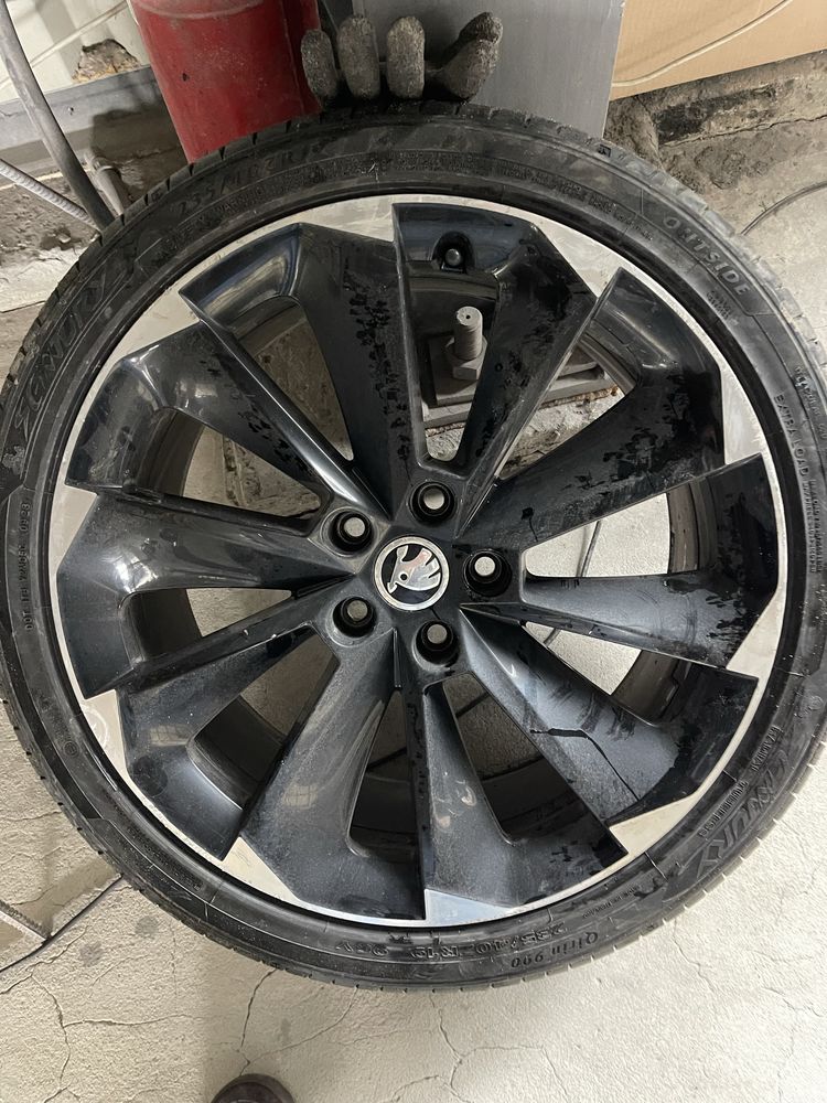 Диски з резиною r19 skoda