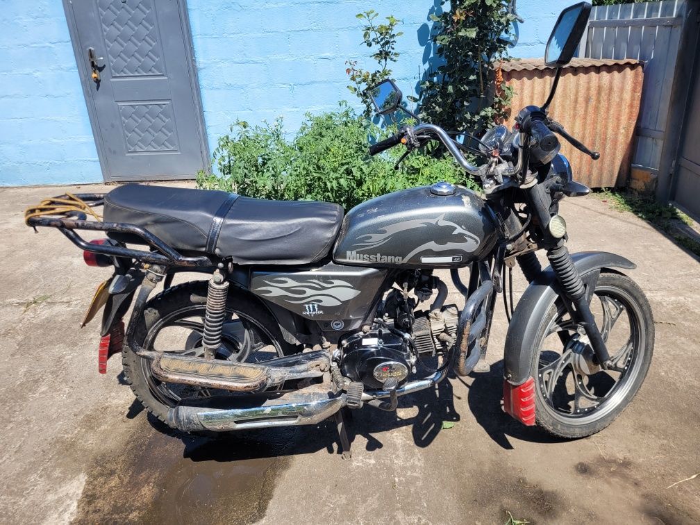 продам срочно!!! альфу мустанг 125 куб, на документах и на полном ходу