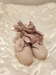 Buty Marshal pudrowy róż 37 kokardy skóra naturalna