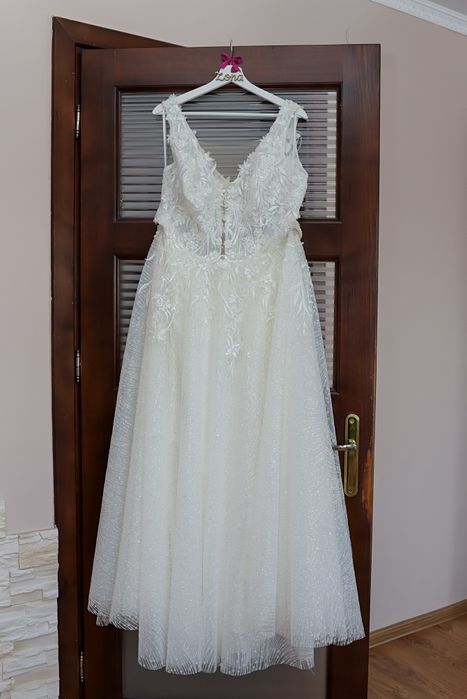 Suknia ślubna plus size