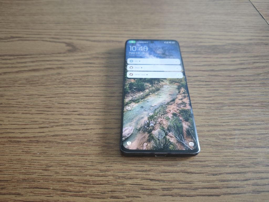 Smartfon Xanomi 12