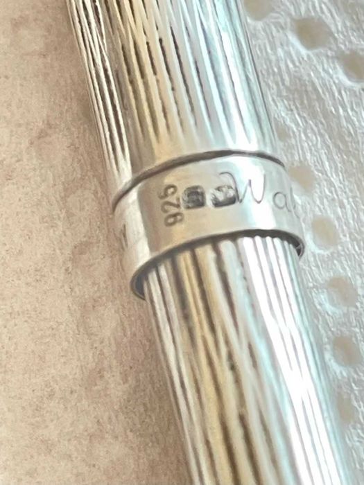 Lápiseira com minhas em Prata Nova