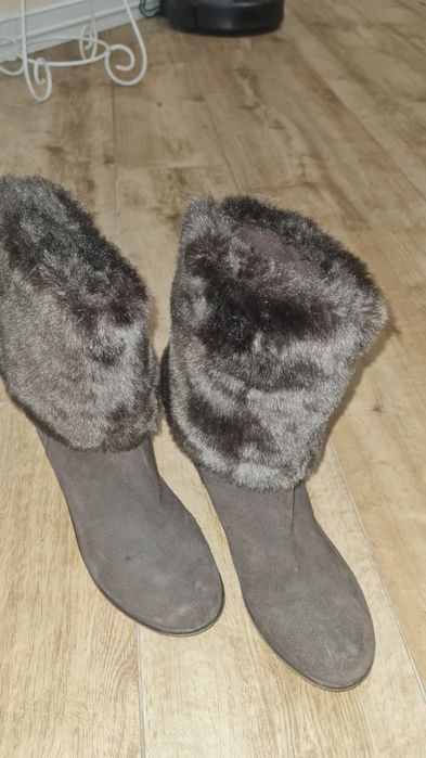 Удобные,эффектные сапожки на подошве-пене,почти новыеGeox