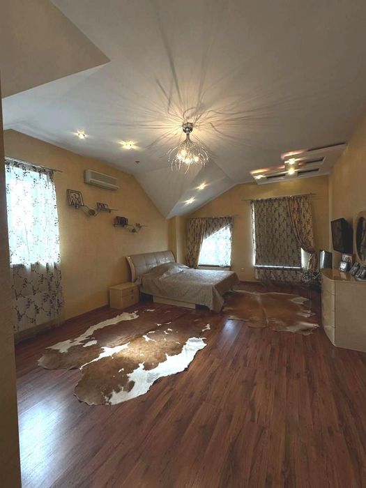 Розкішний будинок в Золотому Трикутнику (189-473)