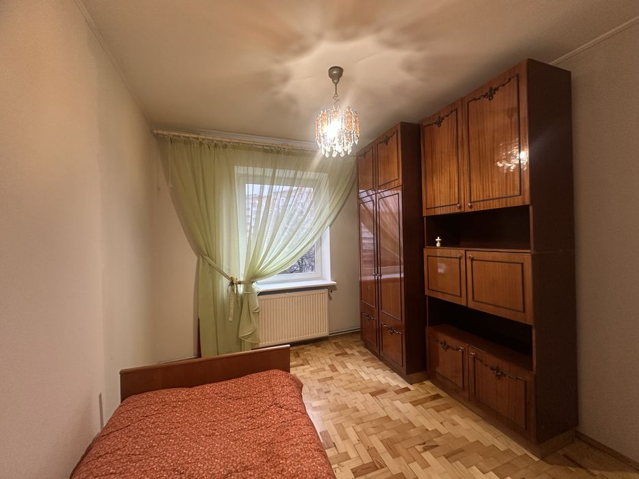 Продаж 3 кім квартири з і/о