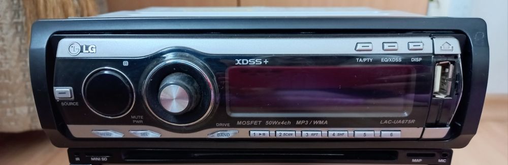 Магнітола для автомобіля з USB