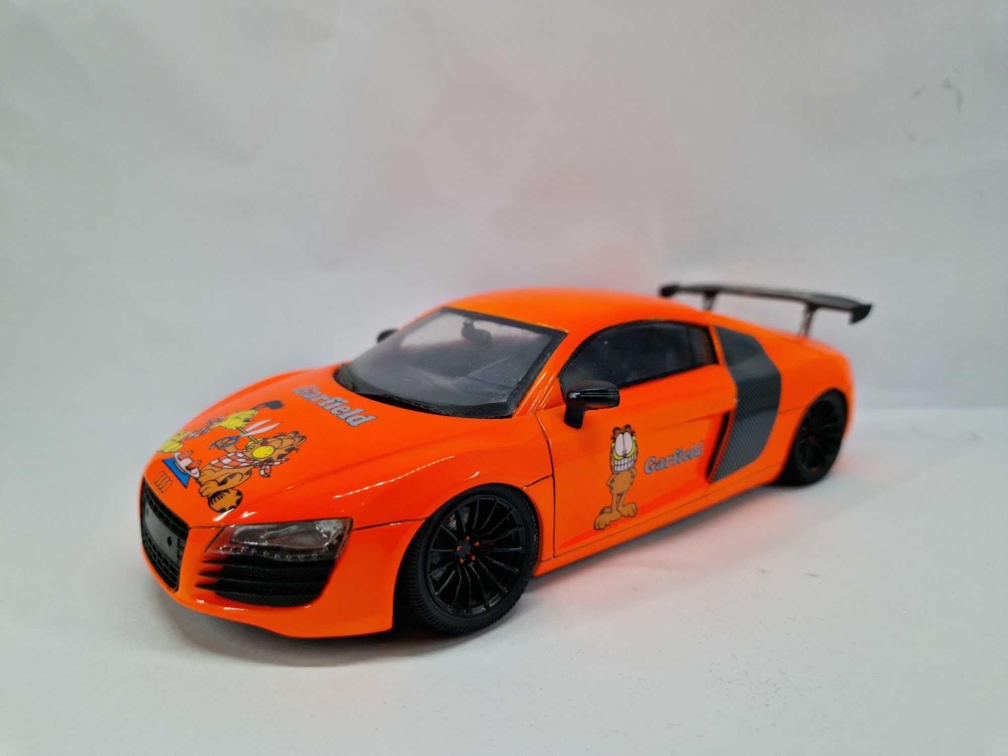 Model Audi R8 1/24 Revell