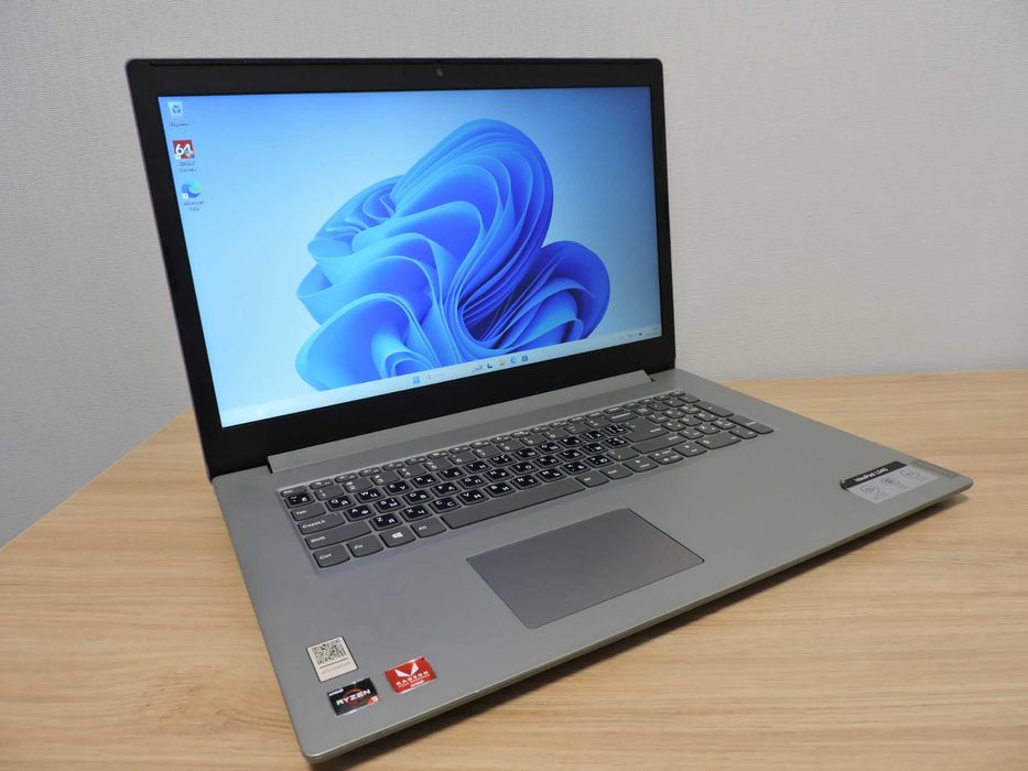 Lenovo Ideapad L340-17API/17.3"/Ryzen 5 3500U/16GB/256GB/Vega/