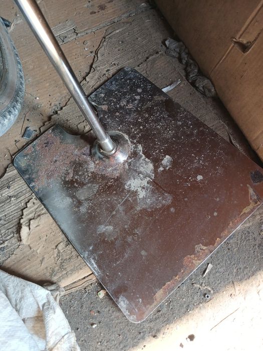 Стійка для одягу