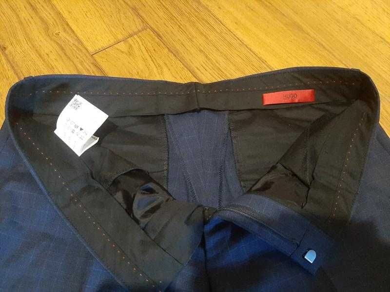 Стильные классические шерстяные брюки Hugo Boss оригинал