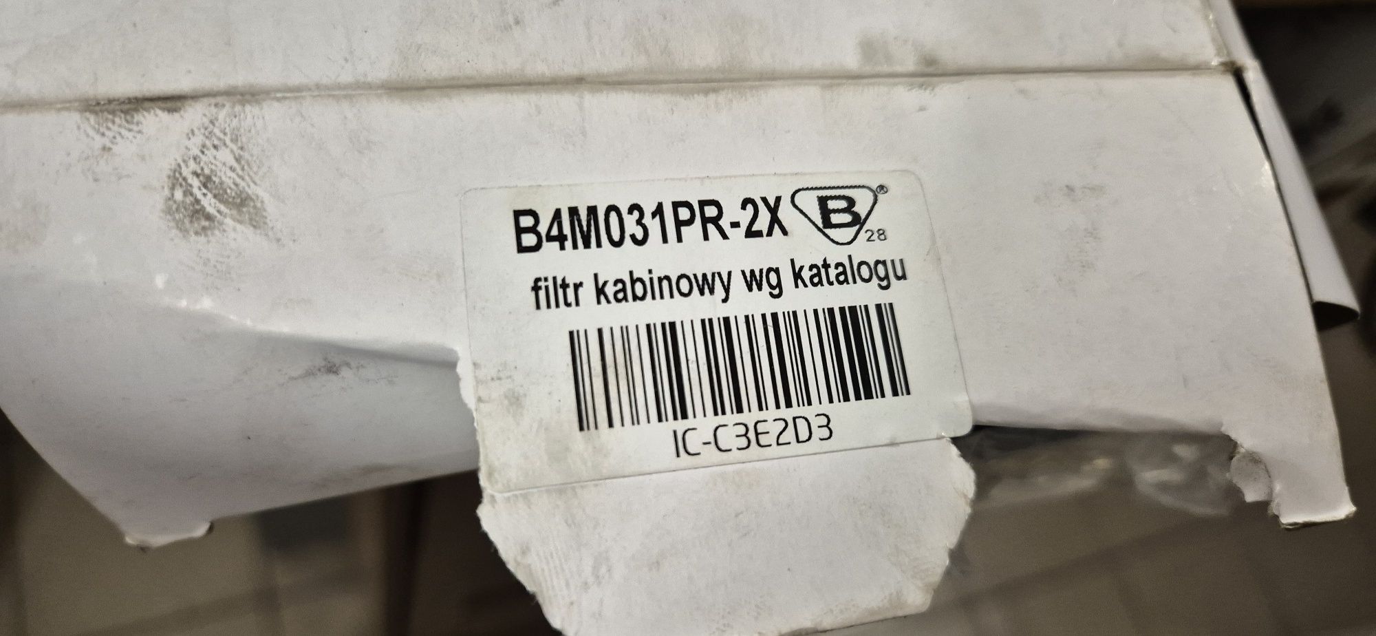 Filtr kabinowy przeciwpyłkowy Mercedes W124