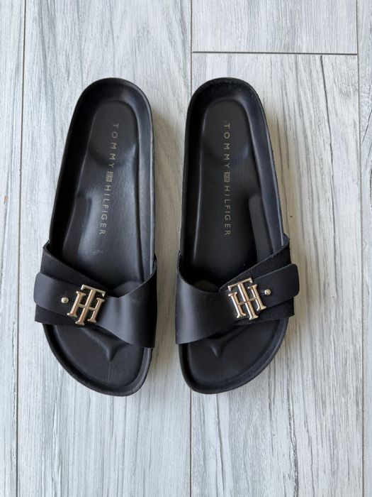 Klapki TOMMY HILFIGER TH Molded Foodbed Sandal