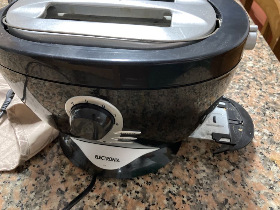 Torradeira Electronia como Nova