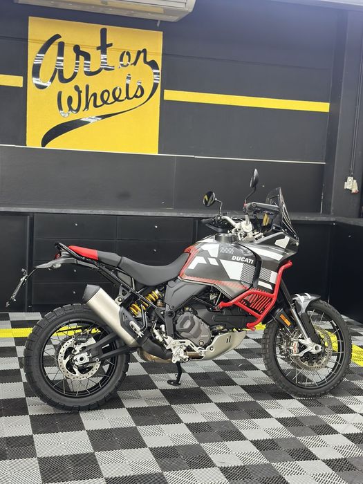 Ducati DesertX Desert x