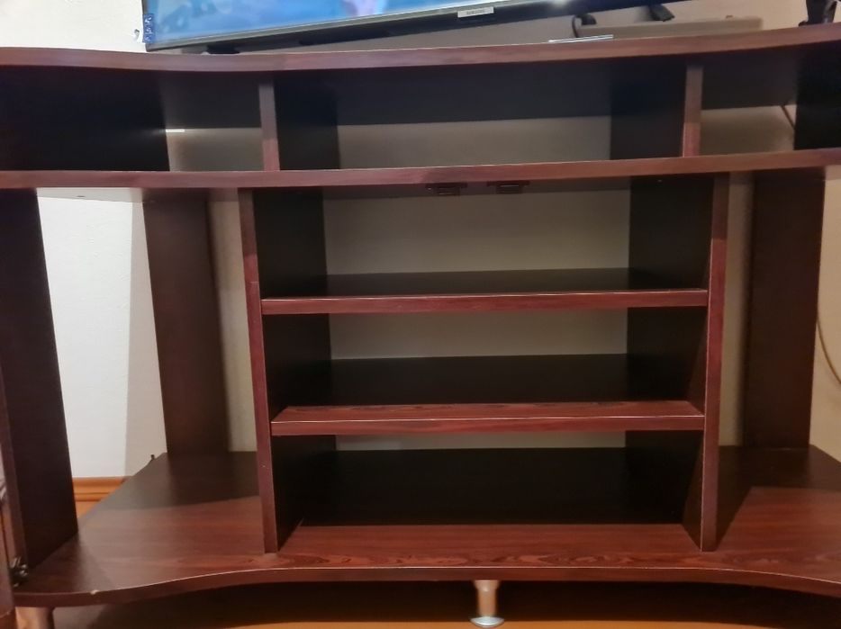 Тумба під телевізор