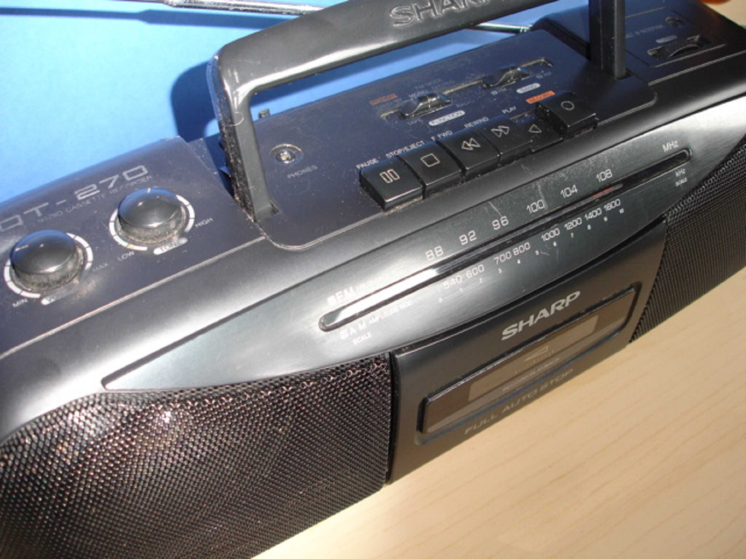 Radiomagnetofon SHARP QT-270H