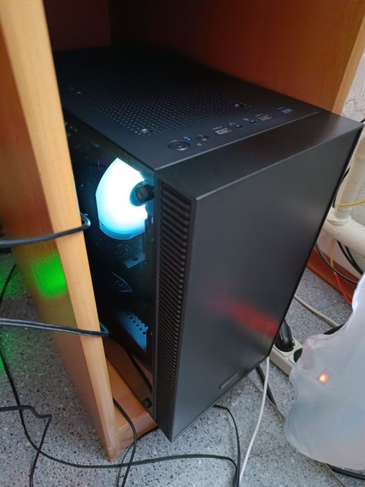 Игровой ПК (r5 5600+4060) + монитор+клава+ИБП, микрофон