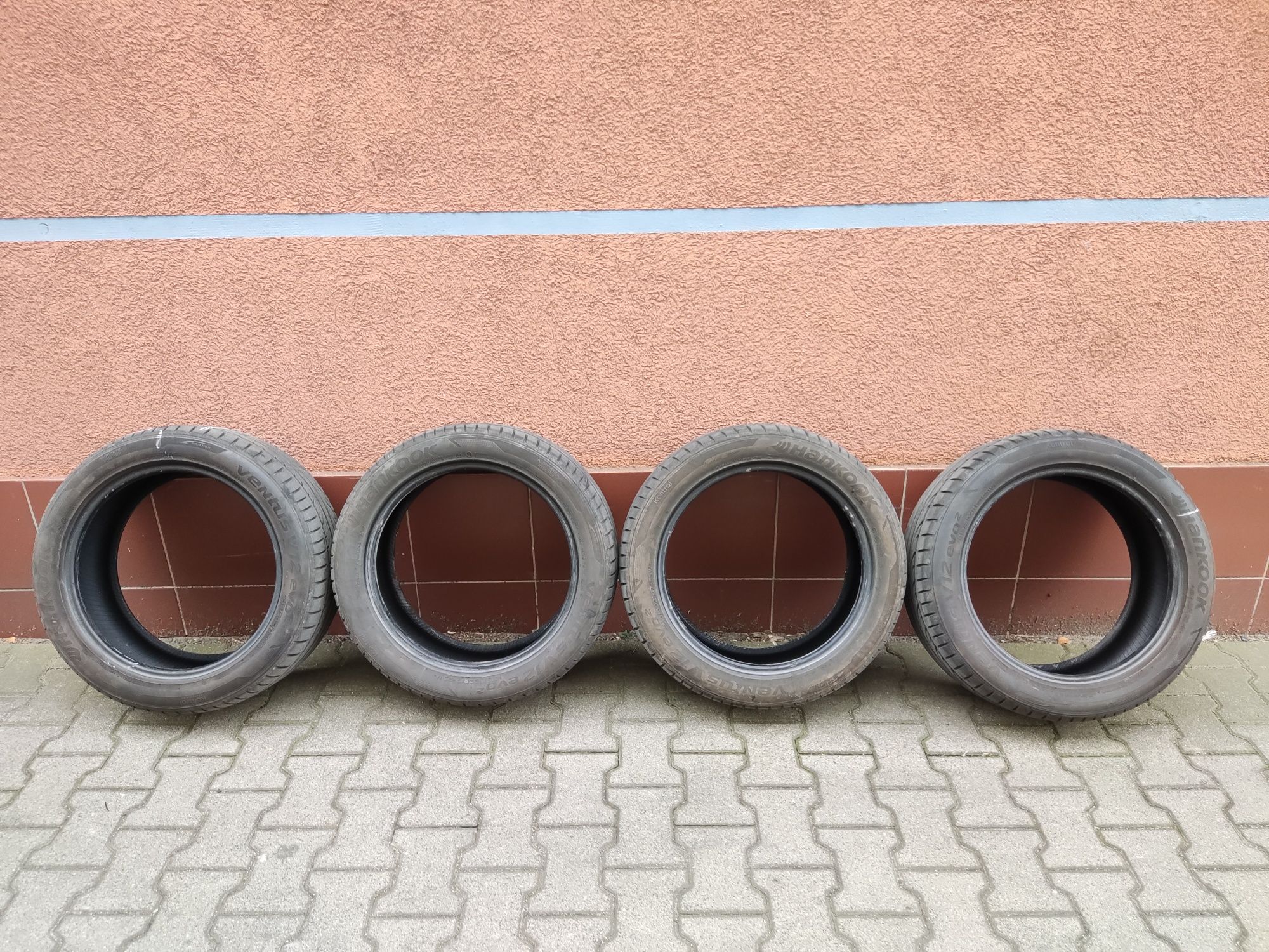 Opony letnie HANKOOK Ventus V12 evo2 215 50 R17 95W