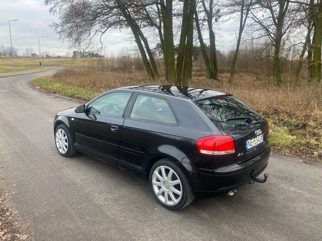 Części do audi a3 8p 3drzwi silnik 2.0 tdi bkd skrzynia hdv kolor lz9w